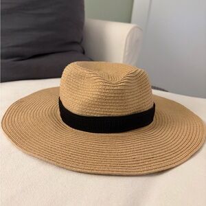 Madewell packable straw hat with Black Band